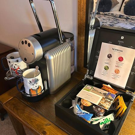 발라터 The Auld Kirk B&B 외부 사진